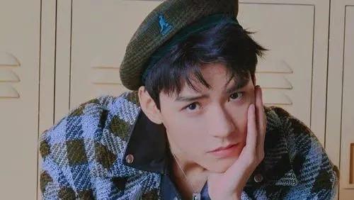 热巴龚俊最新爆料视频,甜蜜互动引粉丝尖叫  第2张